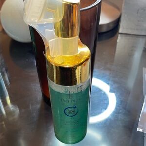 Gold and Green Facial